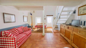 Petite maison de village avec étage
